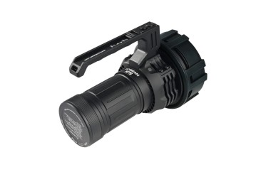 AceBeam X75 80 000 lumenů