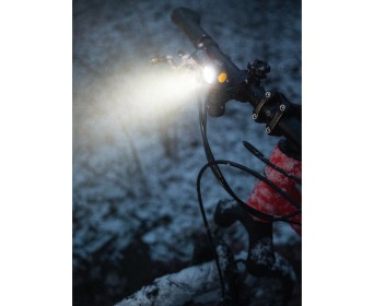 Čelovka Armytek Wizard C1 Pro Warm (teplejší odstín světla)