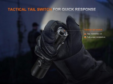 Taktická nabíjecí svítilna Fenix TK15R