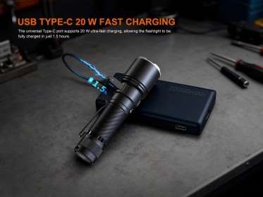 Nabíjecí svítilna Fenix C7 PRO